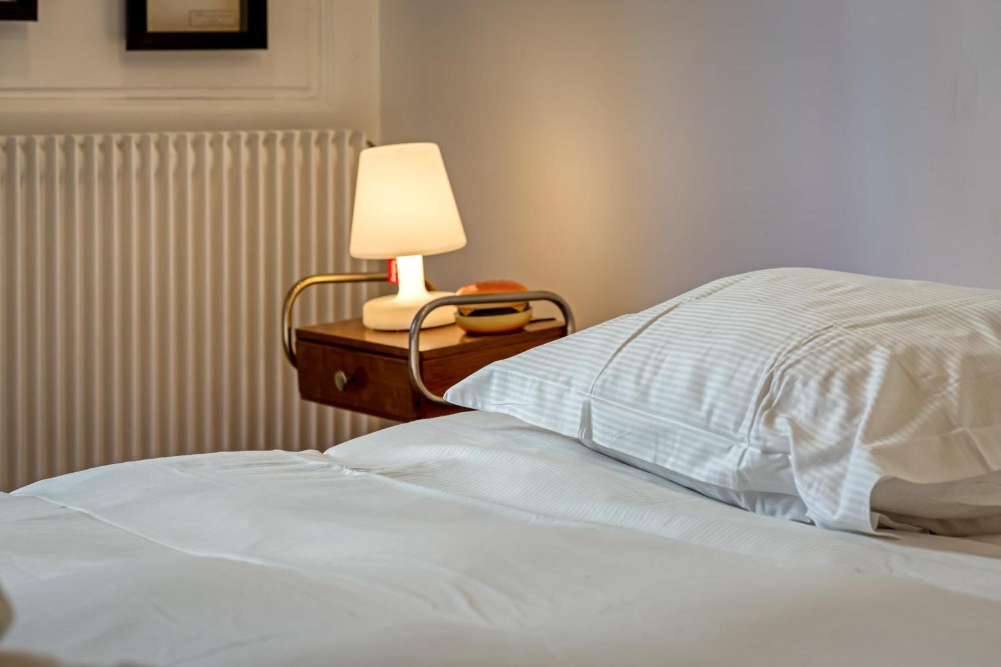 Gerard, Appartement Central Avec Parking Prive รูออง ภายนอก รูปภาพ